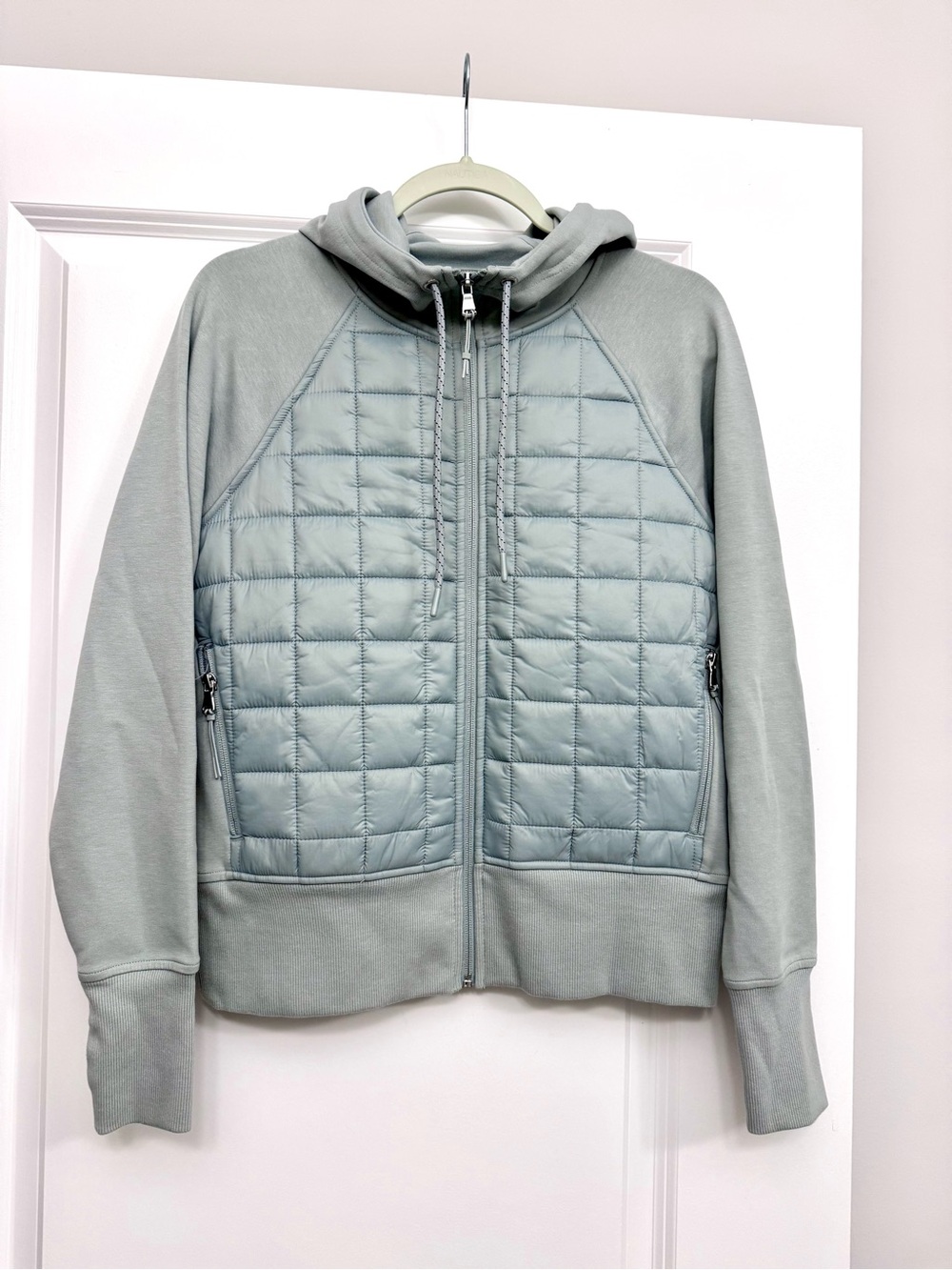 Old Navy Active Dynamic Fleece Quilted Hooded Breathable Jacket in Sage Green S